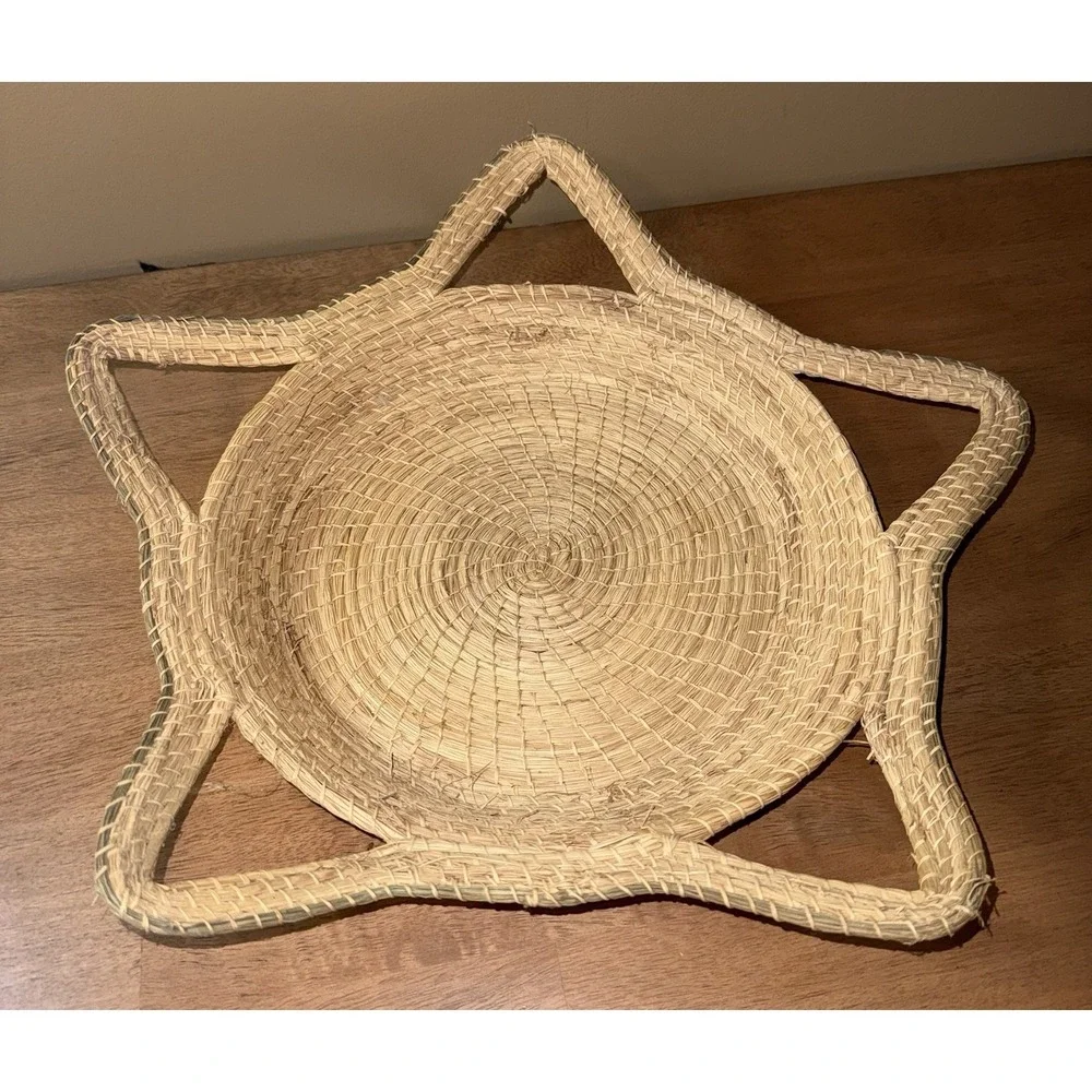 Handwoven Star Shaped Seagrass Basket Tray Boho Decorative Wall Hanging 15 Inch